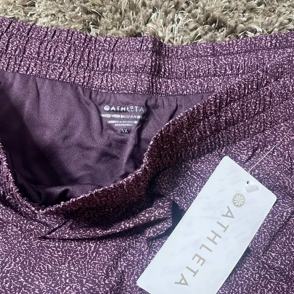 Athleta Womens Shorts Pink Printed Mesh Racer Run Mid Rise Elastic waistband
