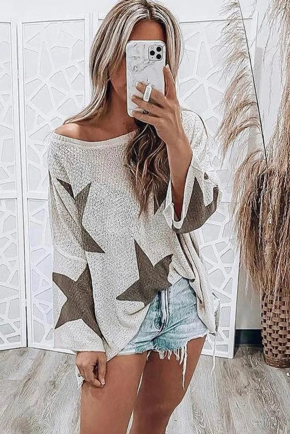 Brown Big Star Printed Lightweight Knit Sweater