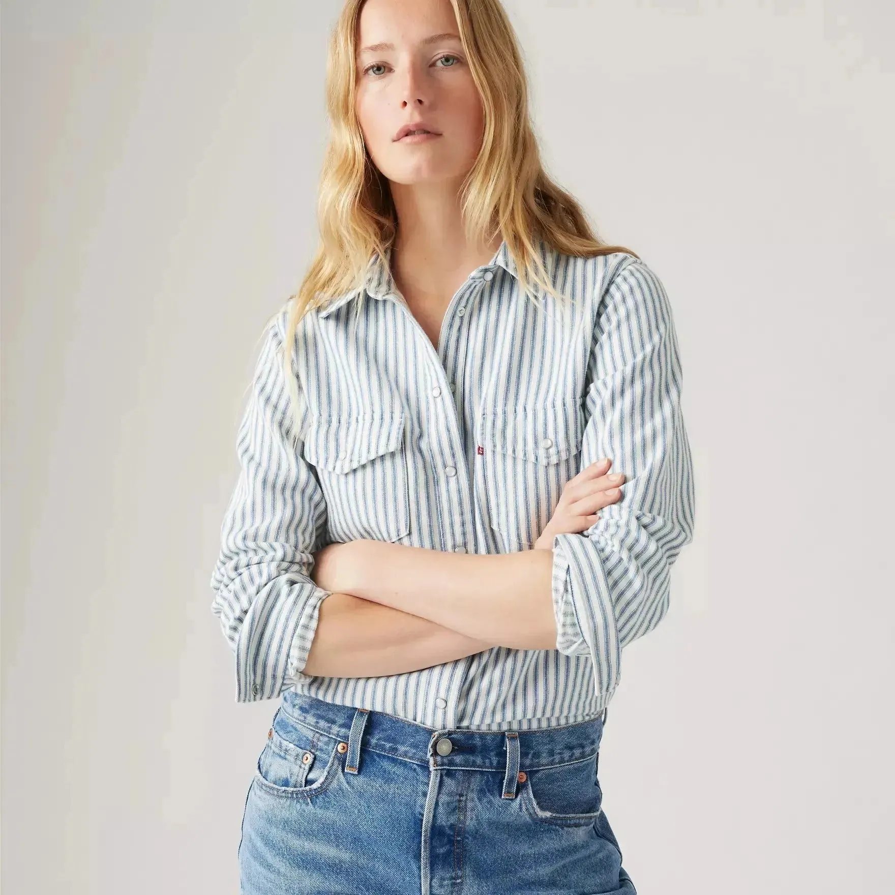 Camisa Levi's® Iconic Western Lightweight Marinas Stripe
