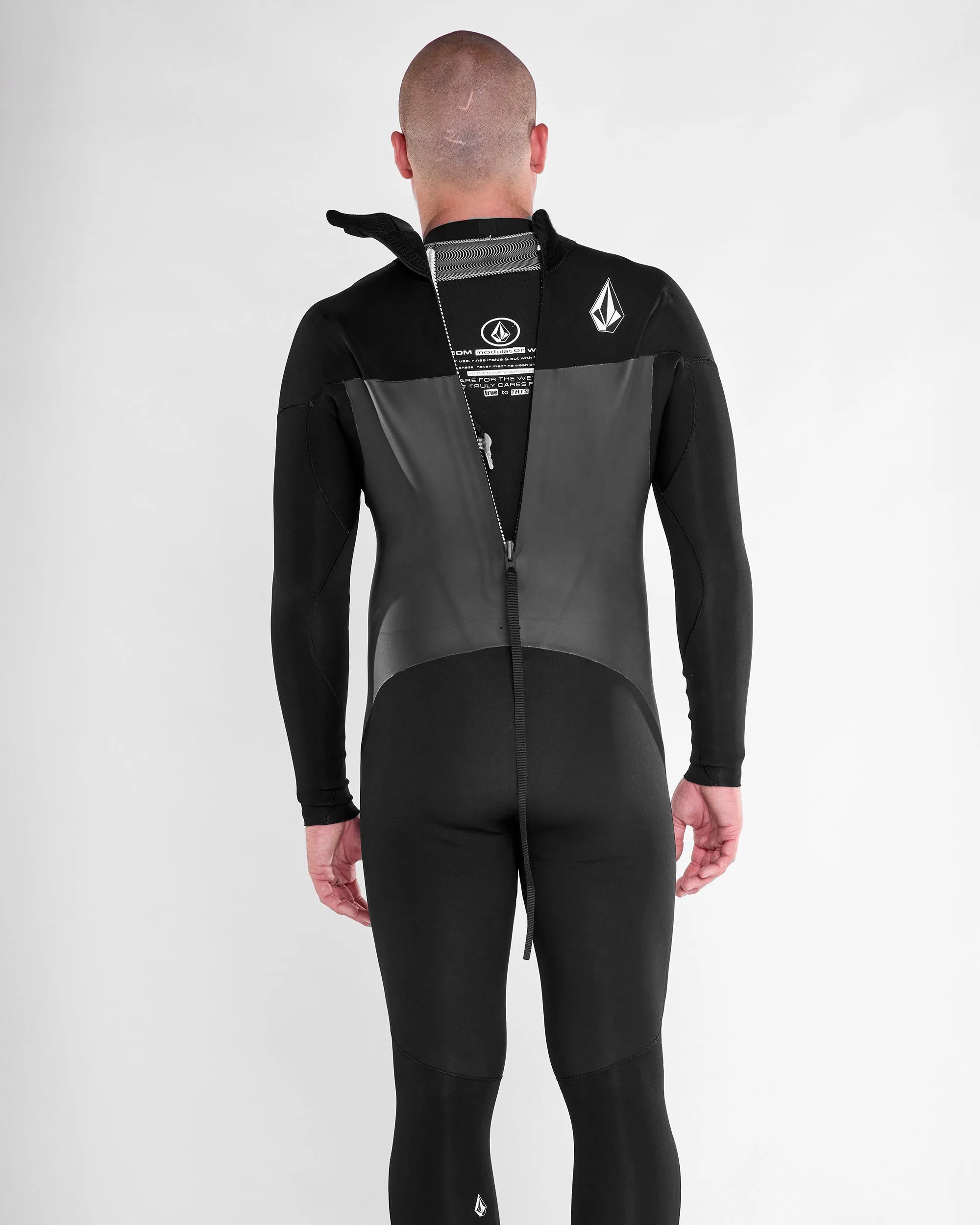 Combinaison de Surf Modulator 4/3 mm Manches Longues Zippée au Dos - BLACK