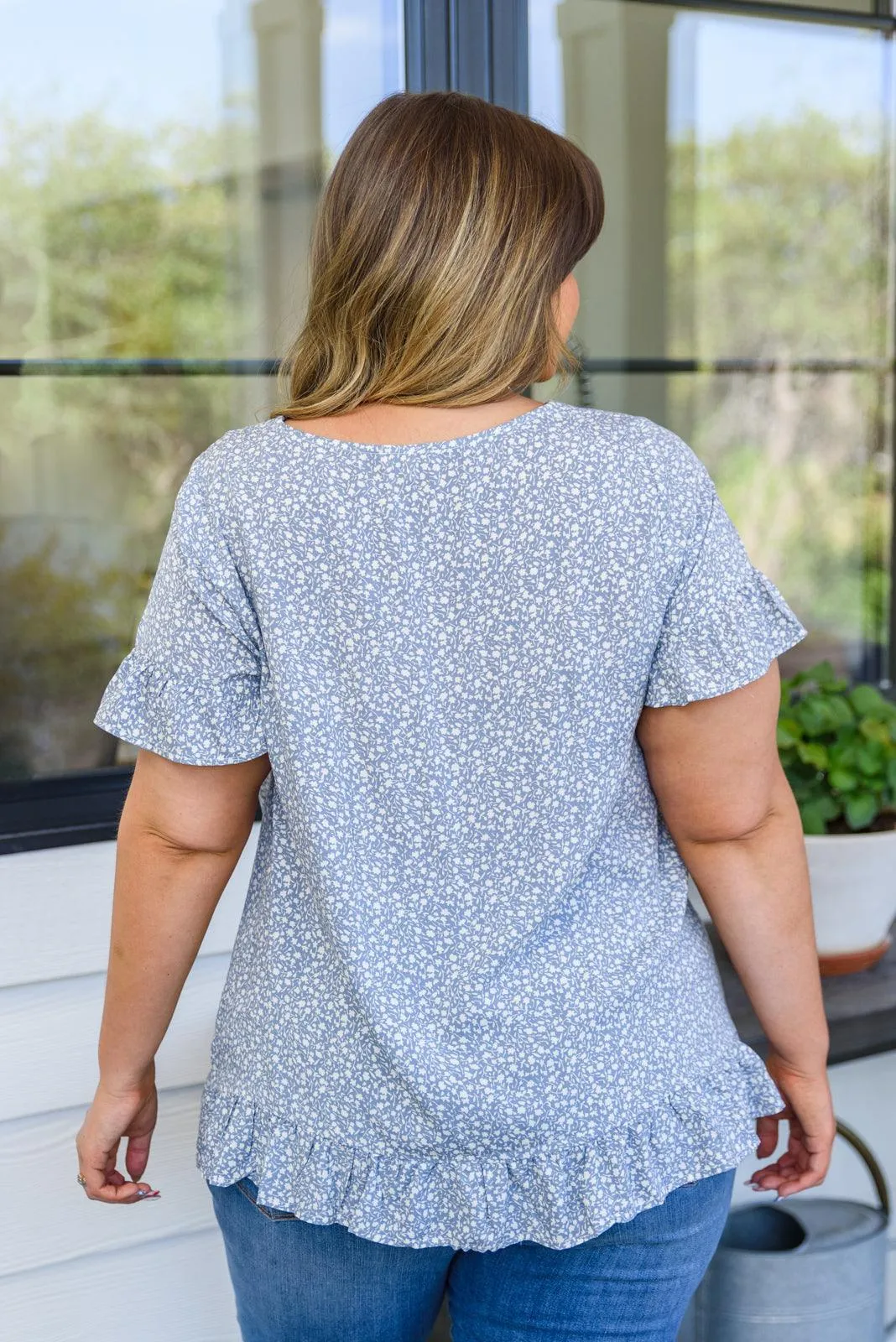 Hazel Blues® | Sweet Takeaway Top
