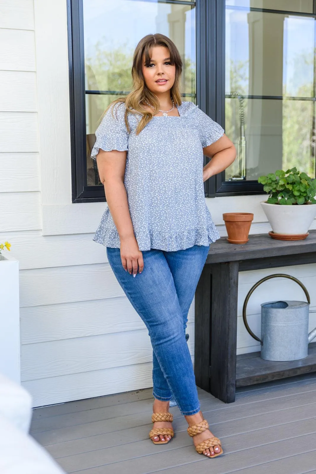 Hazel Blues® | Sweet Takeaway Top