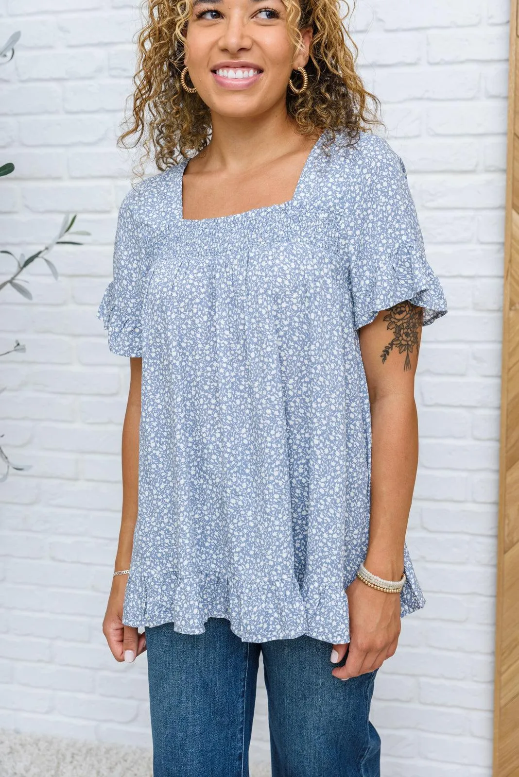 Hazel Blues® | Sweet Takeaway Top