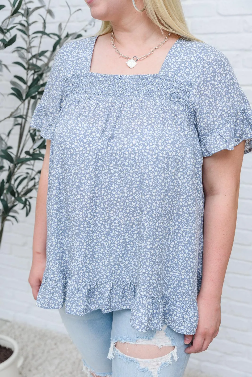 Hazel Blues® | Sweet Takeaway Top