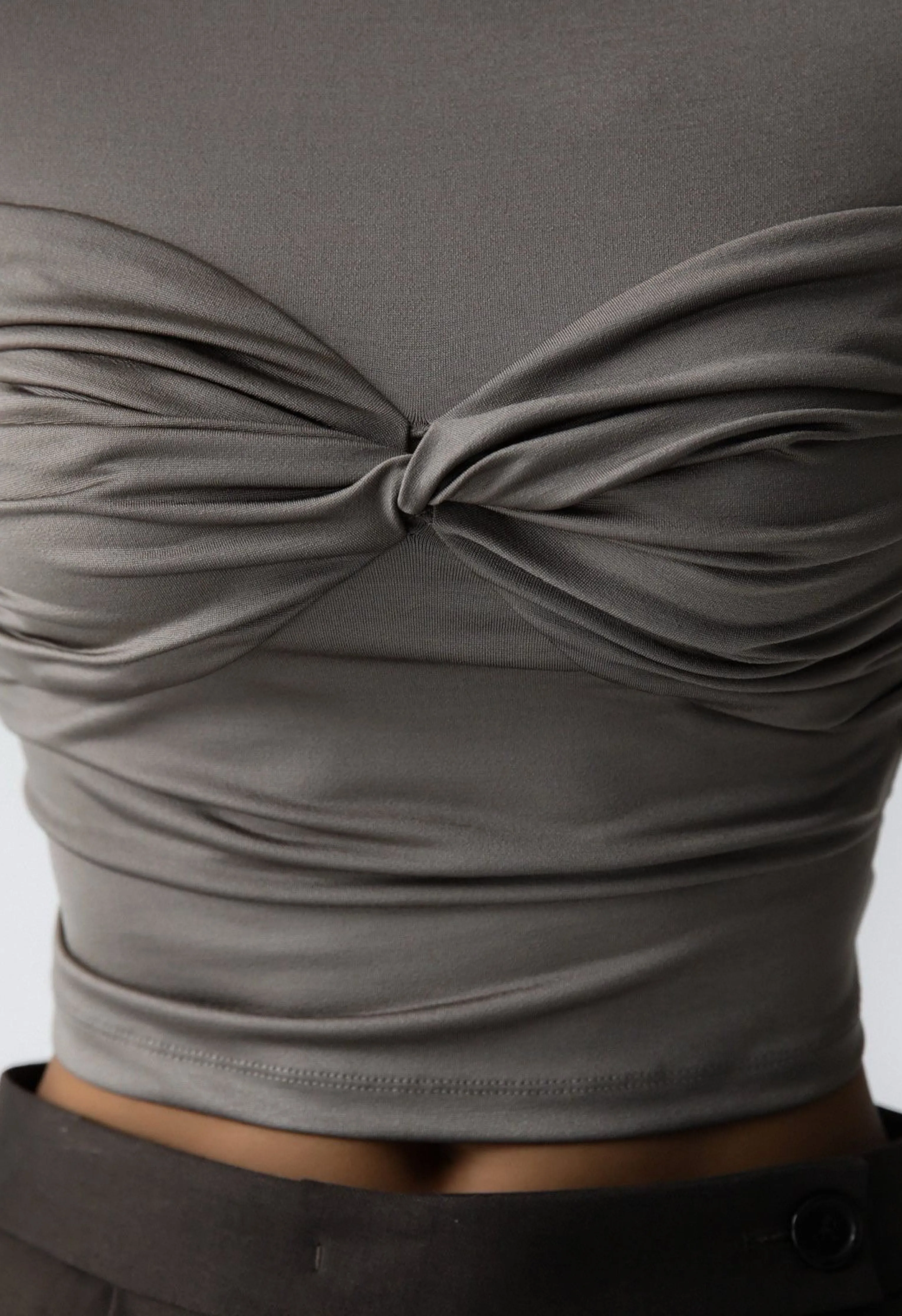 Jana Top in Brown