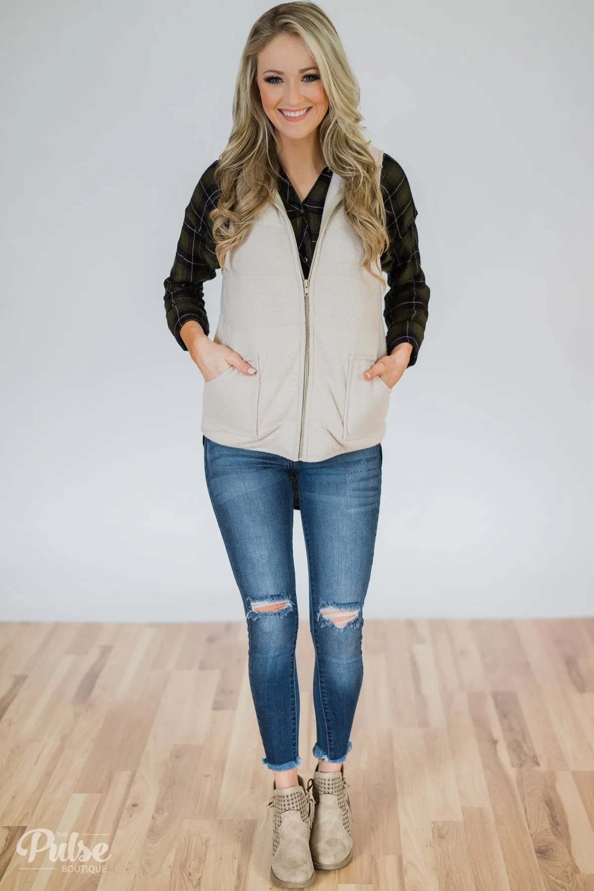 Lightweight Soft Vest- Oatmeal