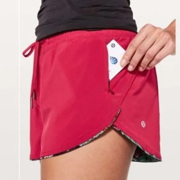 Like NEW Lululemon 4 Choose a Side 3&quot; Athletic Shorts Ruby Red / Zen Floral