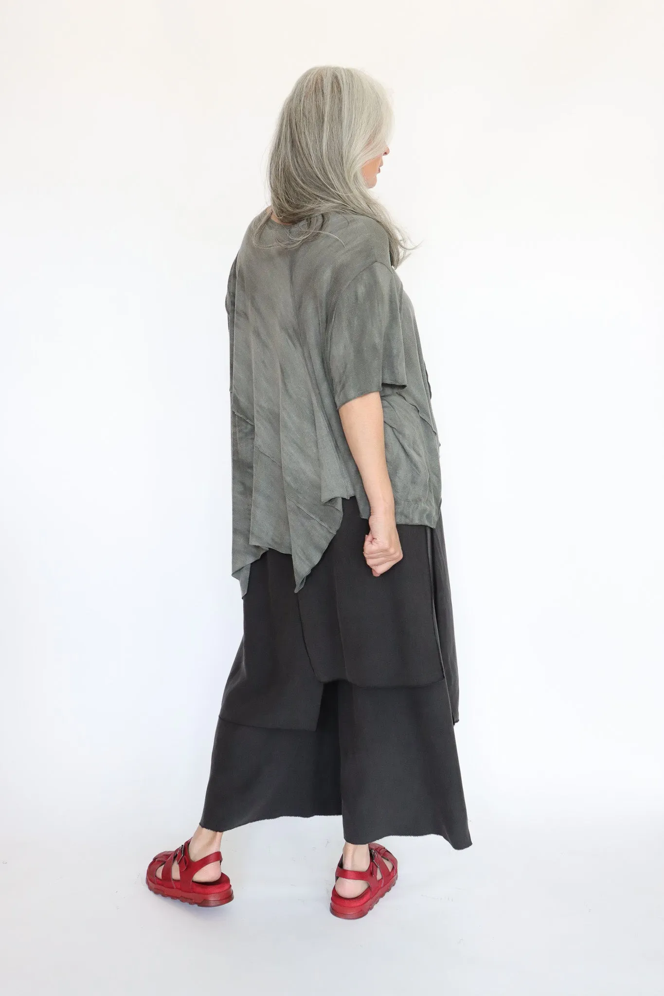 LOYKO Grey Asymmetry Top