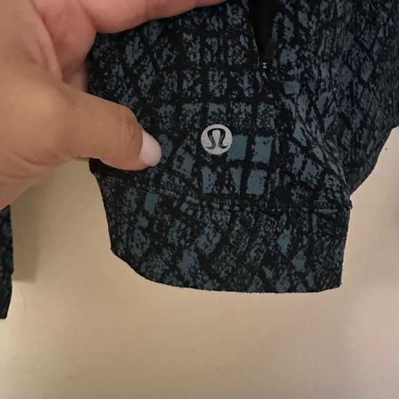 Lululemon Close to Crossing Long Sleeve JacquardTectonic Jacquard ShipmateBlack