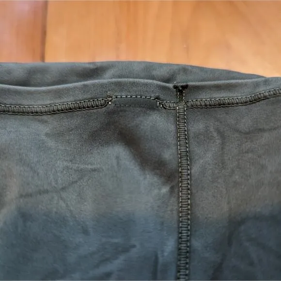 Lululemon Fast and Free Short 10&quot; Ice Dye Ice Wash Moss Green Size 4 Pockets