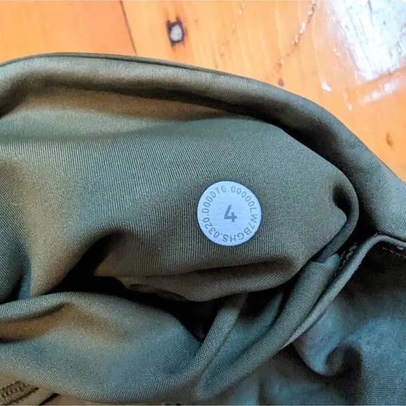 Lululemon Fast and Free Short 10&quot; Ice Dye Ice Wash Moss Green Size 4 Pockets