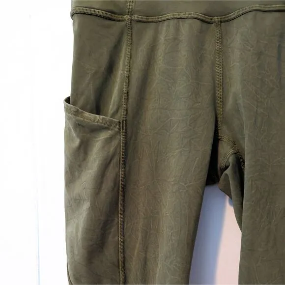 Lululemon Fast and Free Short 10&quot; Ice Dye Ice Wash Moss Green Size 4 Pockets