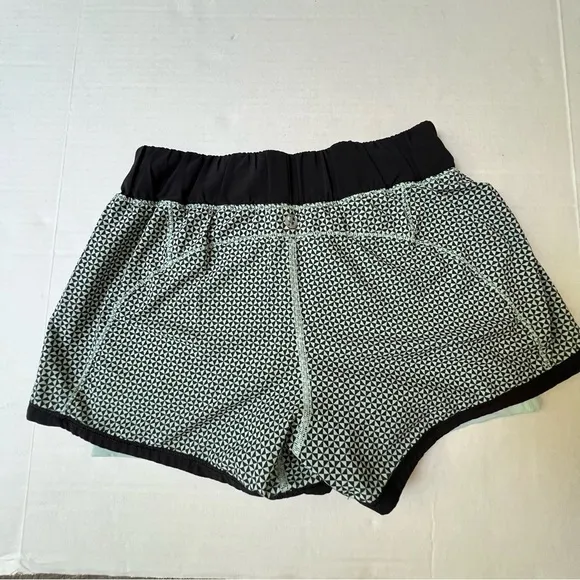Lululemon In A Flash ShortDouble Diamond Fresh Teal / Black 4