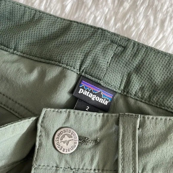 Patagonia Skyline Travler Hiking Shorts sz 2