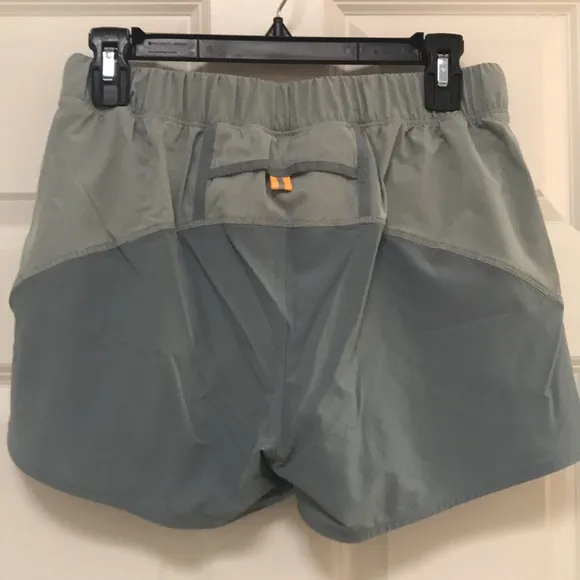 Under Armour 2-in-1 Hiking/Tennis/Athletic Shorts, NWT!