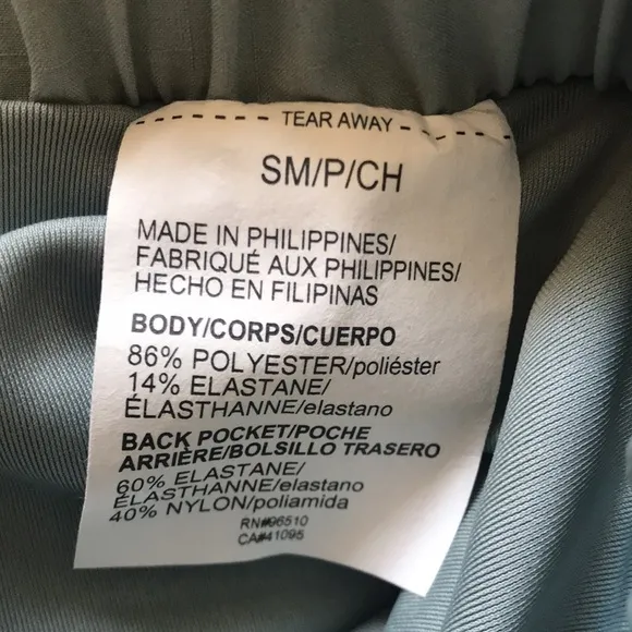 Under Armour 2-in-1 Hiking/Tennis/Athletic Shorts, NWT!