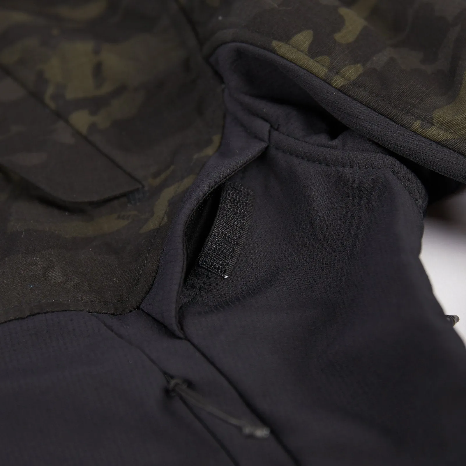 VIKTOS COMBONOVA Softshell Jacket MultiCam Black