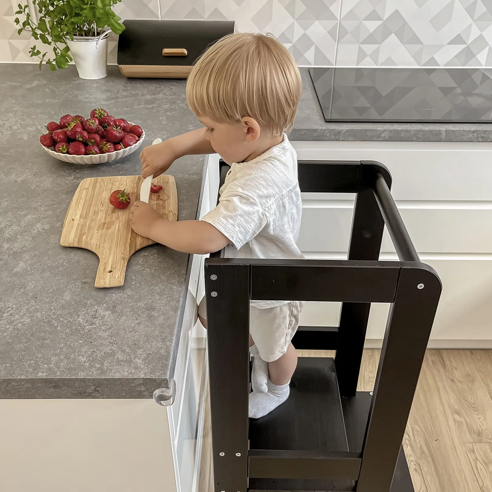 Wooden Kitchen Helper - Learning Tower For Kids By MeowBaby