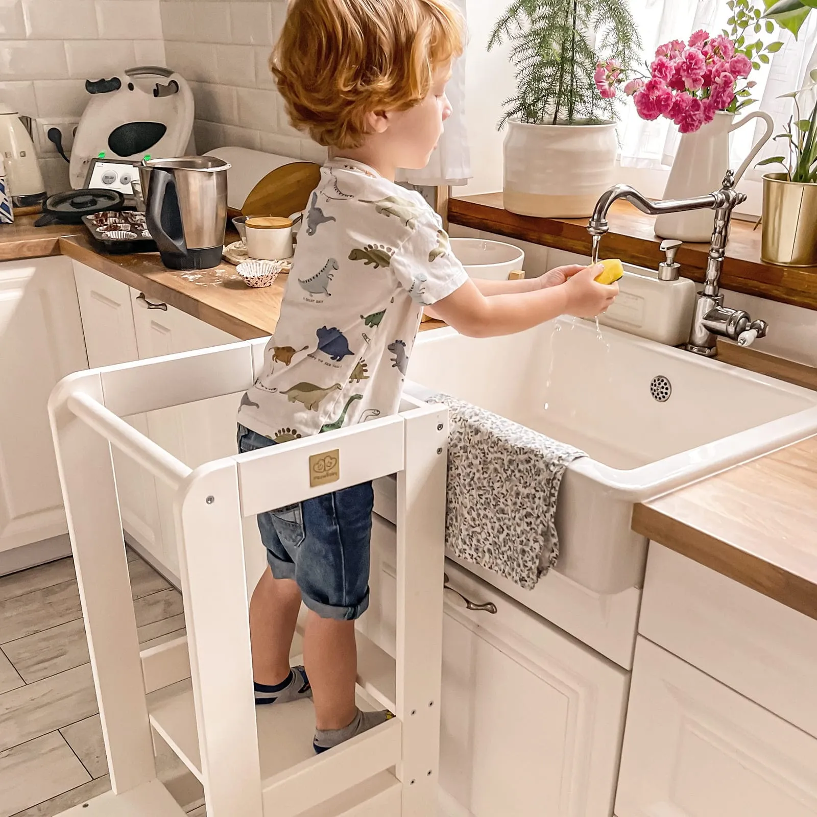 Wooden Kitchen Helper - Learning Tower For Kids By MeowBaby
